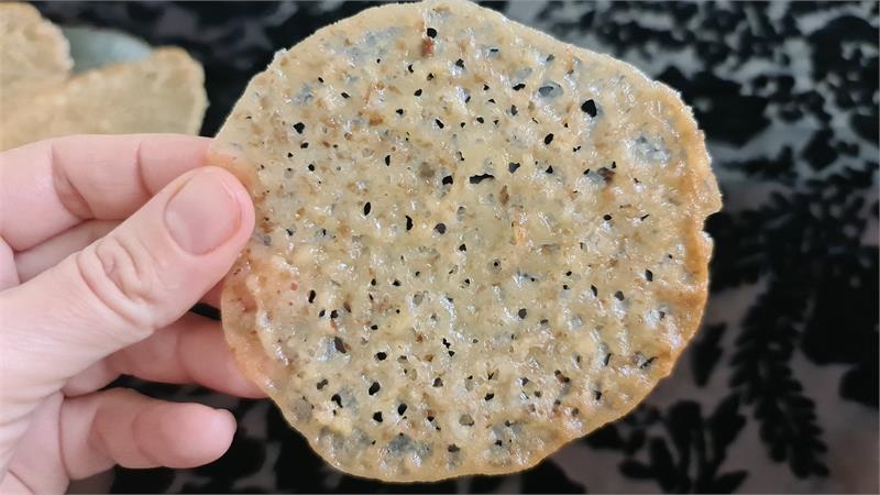 עוגיות תחרה דקיקות ועדינות