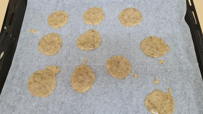 עוגיות תחרה דקיקות ועדינות