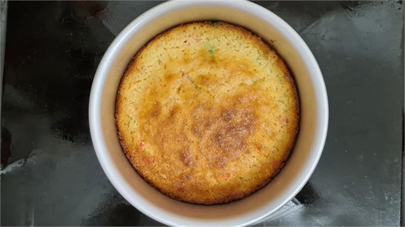 עוגת קונפטי לשניים