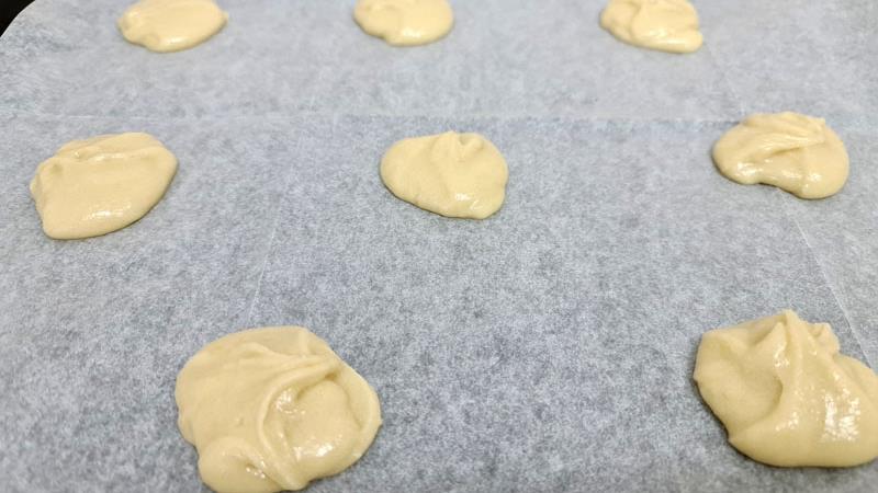 עוגיות סוכר מ- 3 חלבונים מטריפות