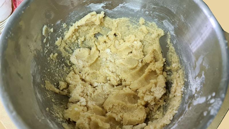 עוגיות סוכר סדוקות מ- 3 חלמונים