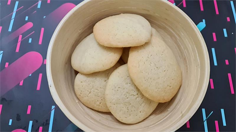 עוגיות סוכר מ- 3 חלבונים מטריפות