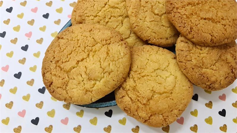 עוגיות סוכר סדוקות מ- 3 חלמונים