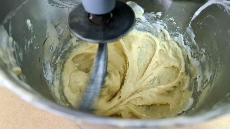 עוגת משמשים לשניים