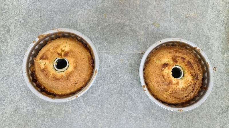 עוגת משמשים לשניים