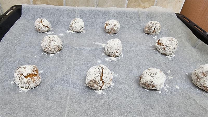 כדורי קוקוס נהדרים, שוּקוּ-שוּקוּ