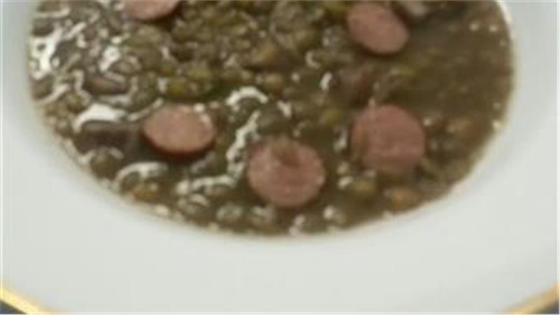 מרק עדשים ירוקות