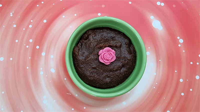 פודינג שוקולד עם טוויסט לשניים