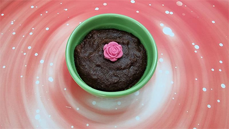 פודינג שוקולד עם טוויסט לשניים