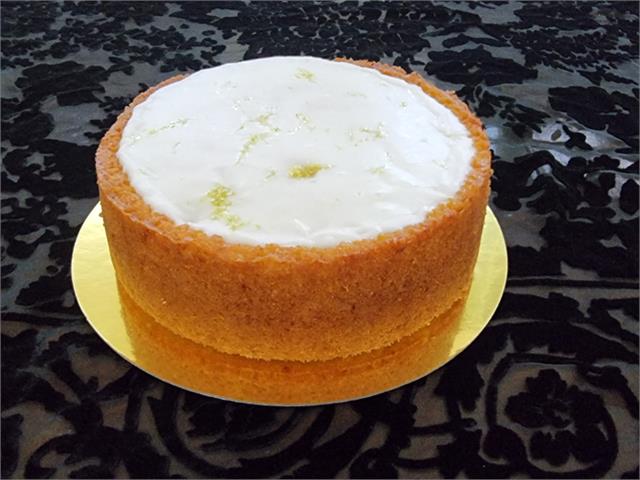 עוגת קרם לימון מהממת בתבנית 18 ס"מ