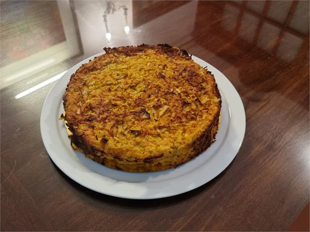 עוגת תפוחי אדמה עם כרישה וגזר