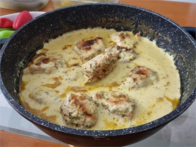 חזה עוף עם מוצרלה וחלב קל להכנה וטעים