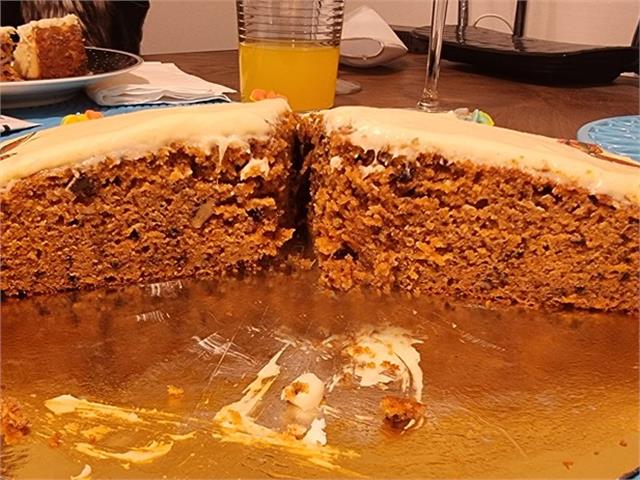 עוגת גזר עסיסית עם שמן קוקוס