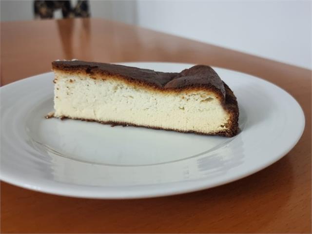 עוגת גבינה ללא קמח וללא סוכר טעימה וקלה להכנה