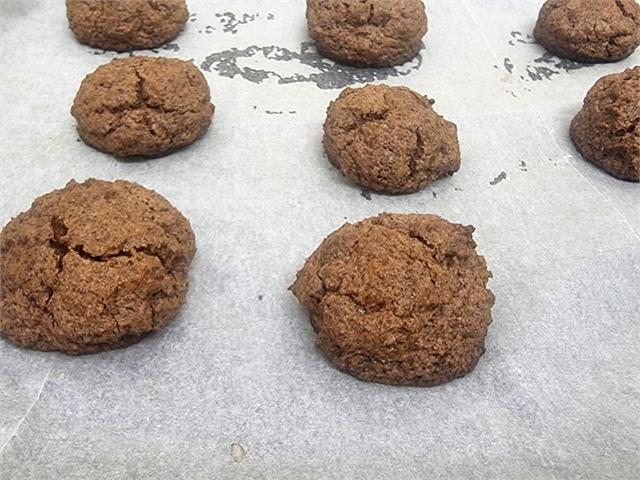 עוגיות שוקולד מקמח בננה ירוקה הכי טעימות וקלות להכנה