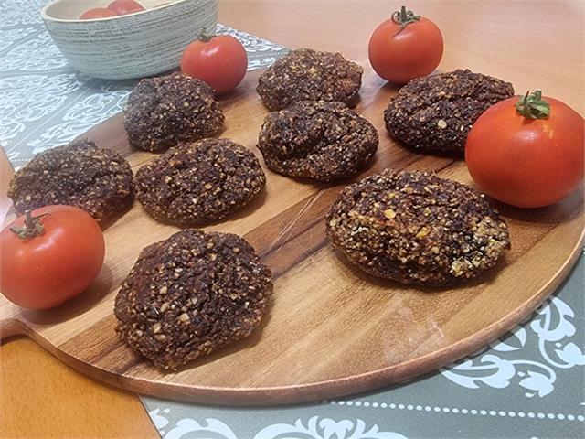 קציצות כרובית עם קמח עדשים בריאות וטעימות ללא מוצרים מהחי