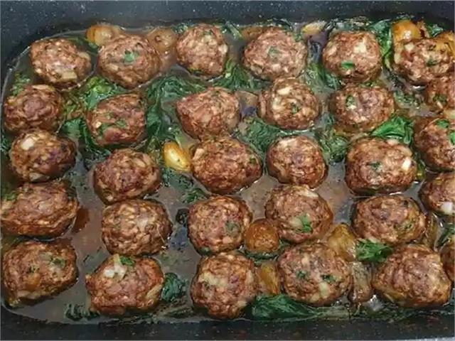 קציצות ברוטב מנגולד ולימון