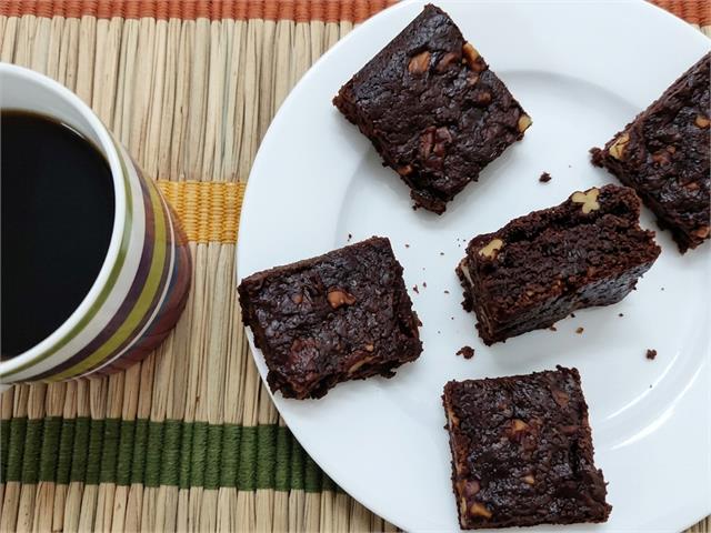 עוגת אגוזים ותפוחים הכי טובה