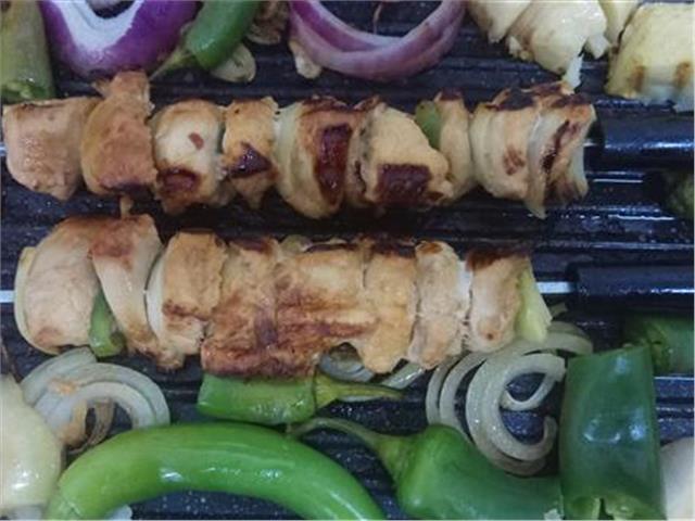 שיפודי חזה עוף במרינדה אסיאתית