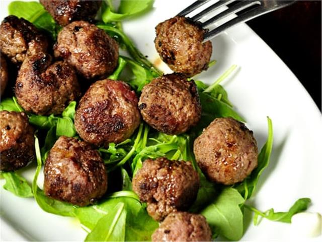 קציצות עוף בסגנון הונגרי