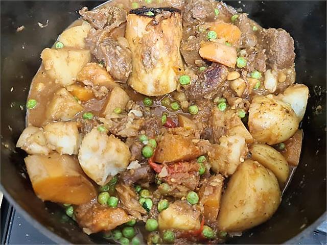 תבשיל בקר עם אפונה ודלעת, תבשיל אוסובוקו בבישול ארוך