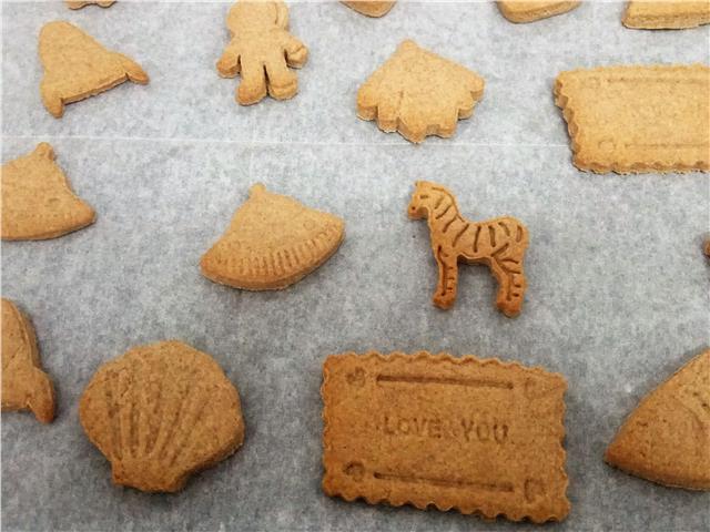 עוגיות דיג'סטיב, עוגיות מקמח מלא חצי מתוקות