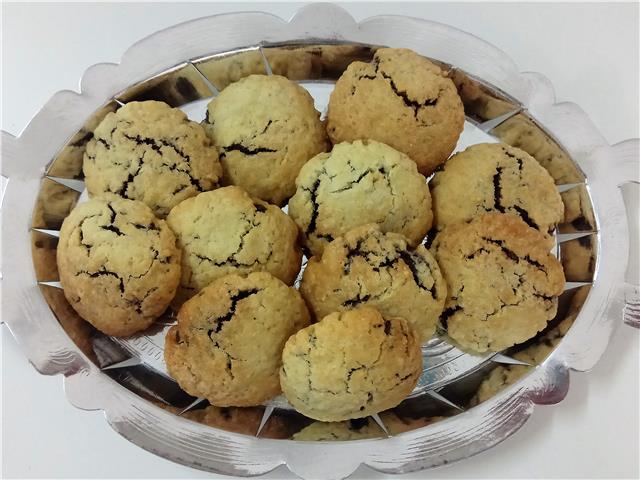 עוגיות ממכרות בשני צבעים,