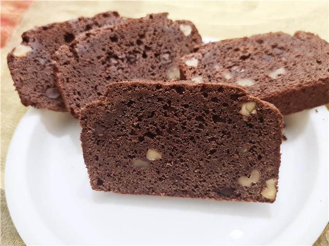 עוגת שוקולד ואגוזים מהירת הכנה