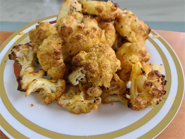 כרובית בתנור עטופה בתבלינים וטעם