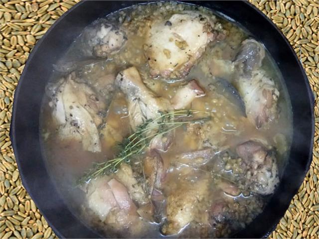 פריקה עם כרעיים, חמין עוף וחיטה ירוקה