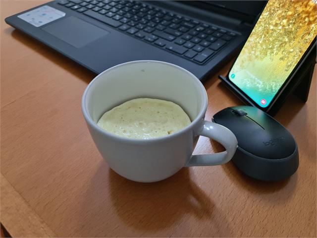 עוגת מאג גבינה, עוגת גבינה במאג, עוגת גבינה פירורים במאג מעלפת