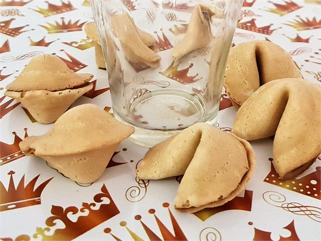 איך מכינים עוגיות מזל סיניות